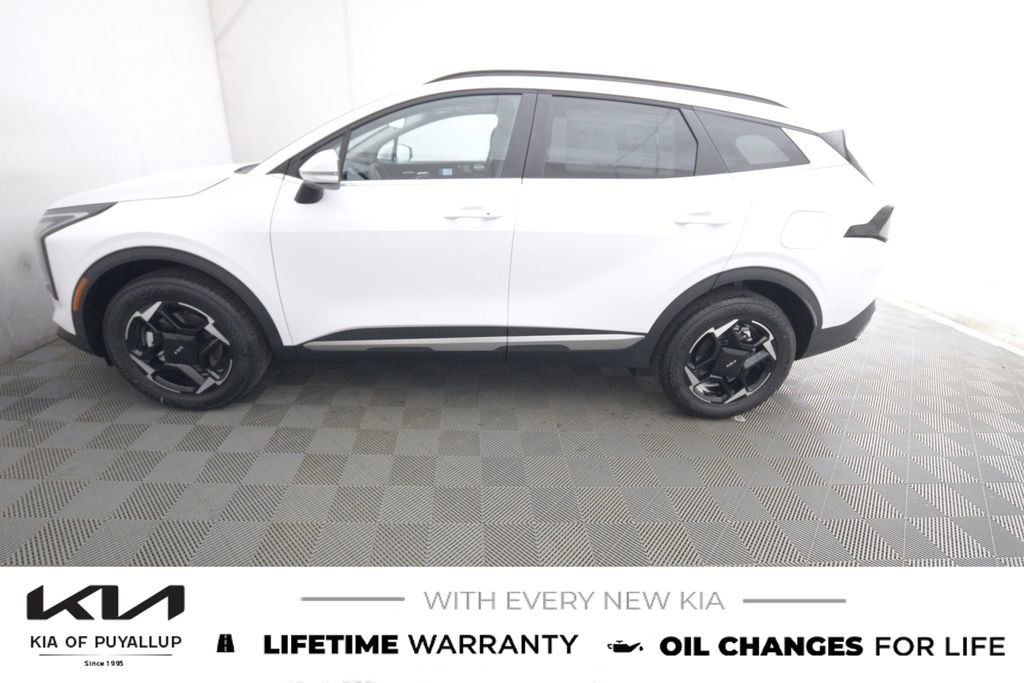 New 2026 Kia Sportage EX image 8