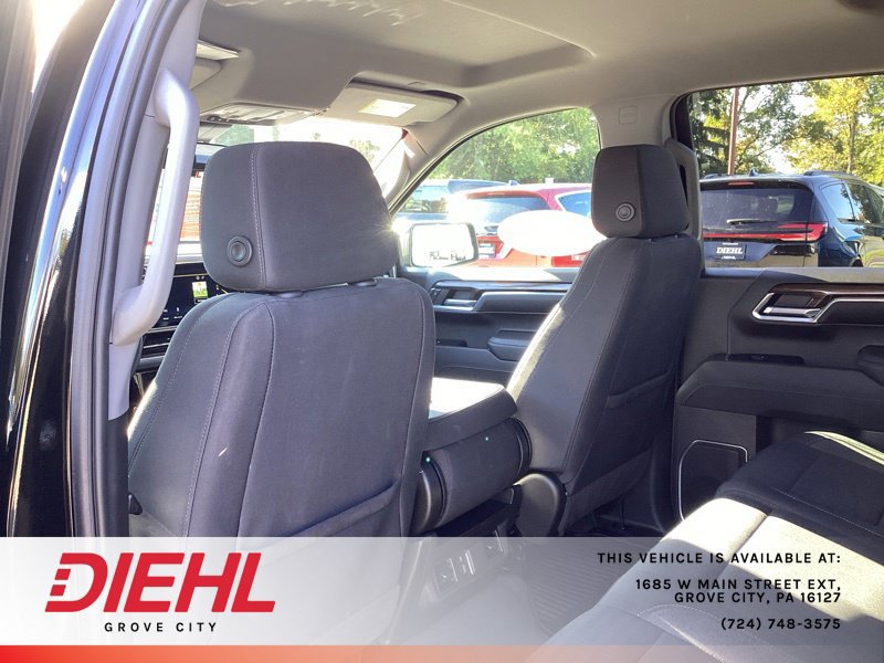 Used 2023 Chevrolet Silverado 1500 LT AWD/4WD image 19