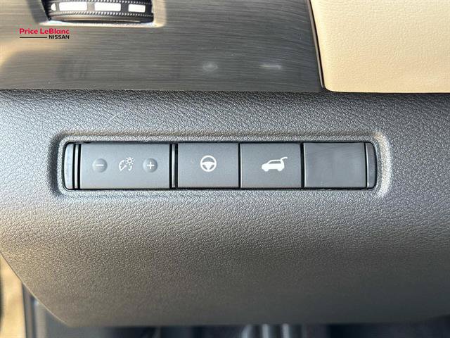 New 2026 Nissan Pathfinder SL FWD image 14