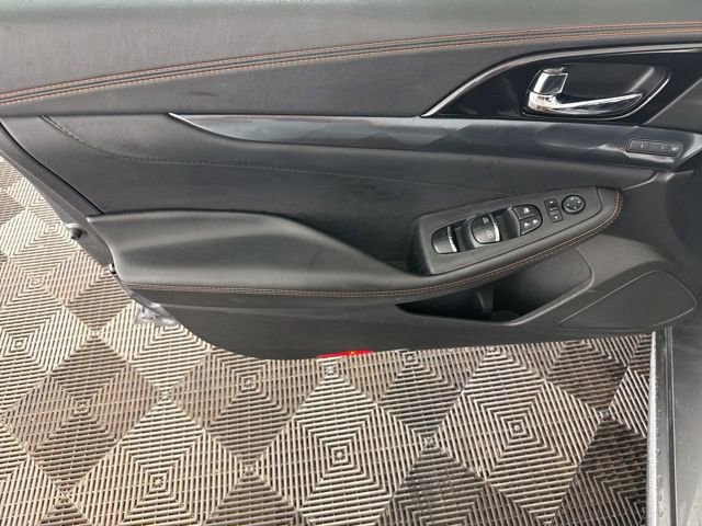 Used 2019 Nissan Maxima SR w/ Premium Package FWD image 18