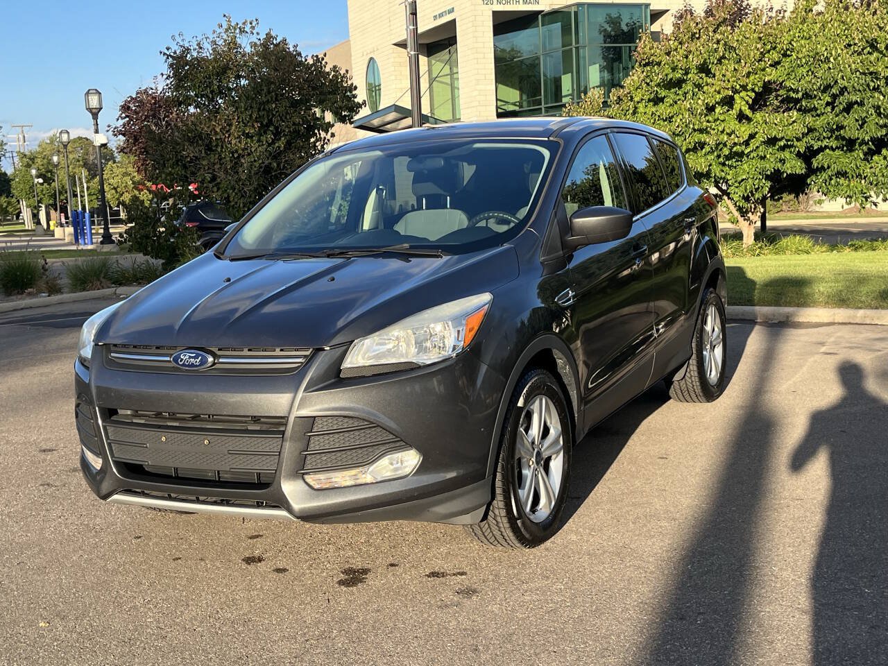 Used 2015 Ford Escape SE AWD/4WD image 2