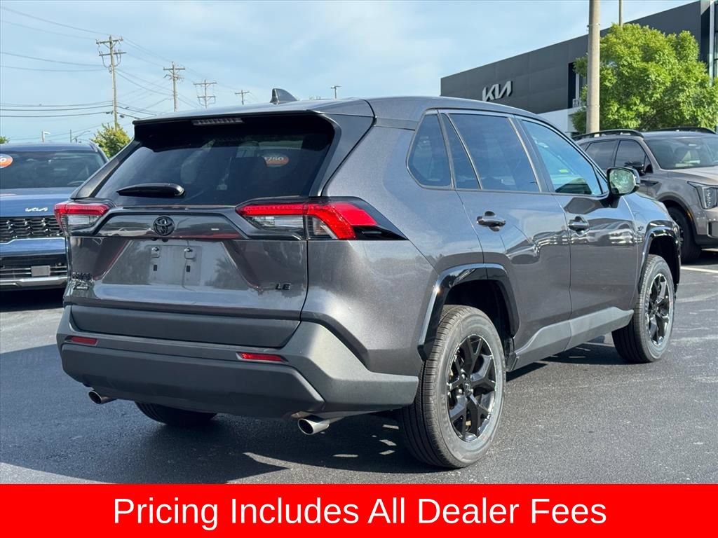 Used 2024 Toyota RAV4 LE FWD image 3
