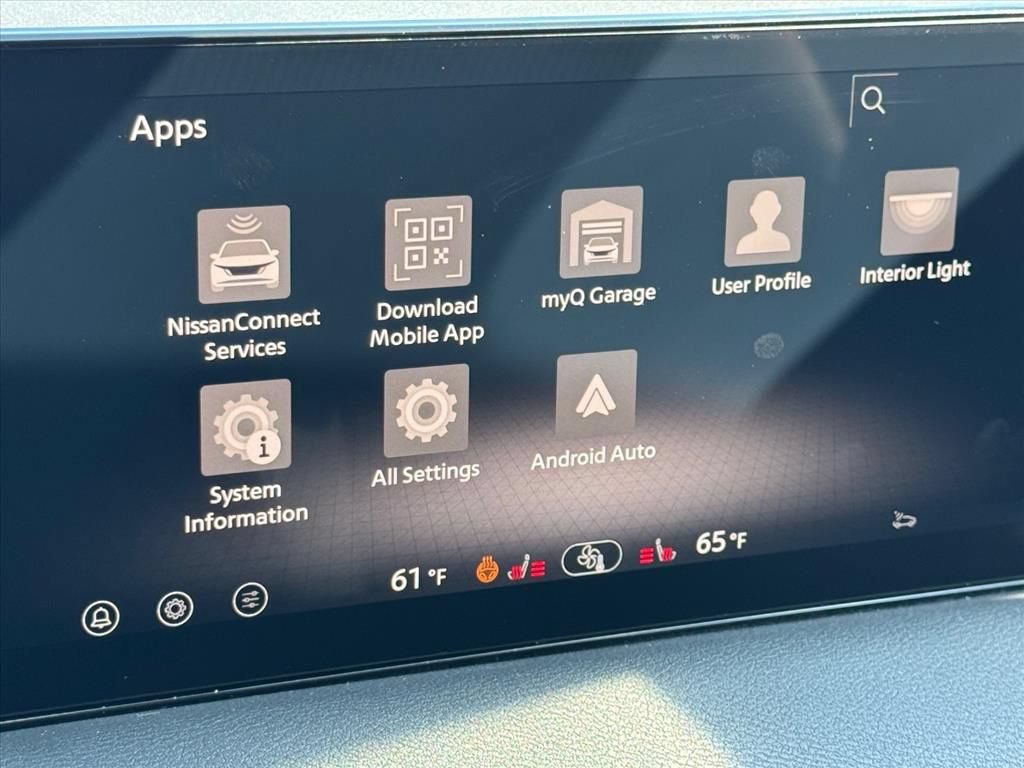 New 2026 Nissan Sentra SR w/ SR Premium Package FWD image 23