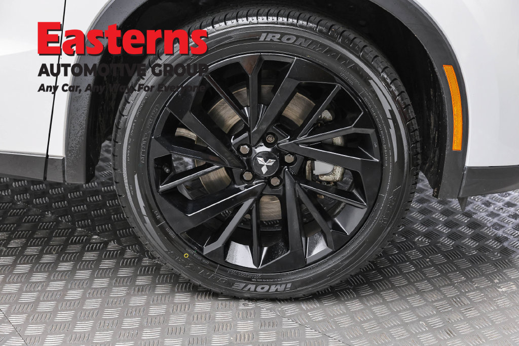 Used 2023 Mitsubishi Outlander SE Black Edition AWD/4WD image 33