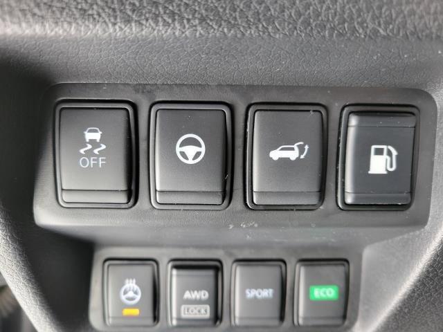 Used 2020 Nissan Rogue SL w/ Premium Package image 20