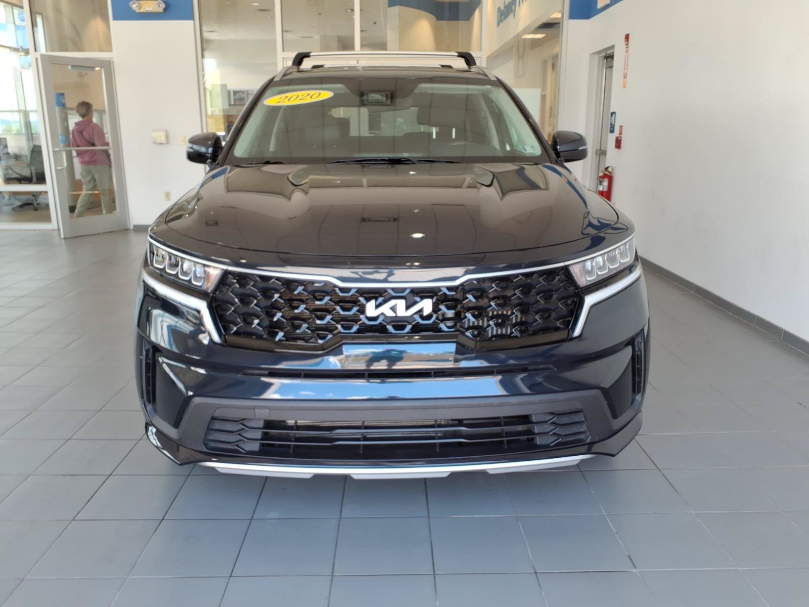 Used 2022 Kia Sorento S AWD/4WD image 2