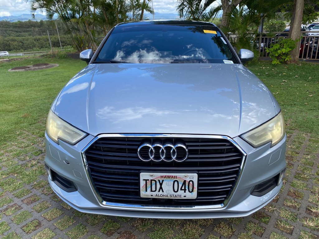 Used 2017 Audi A3 2.0T Premium FWD image 2