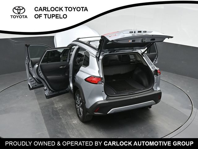 Used 2025 Toyota Corolla Cross XLE w/ Convenience Package AWD/4WD image 56