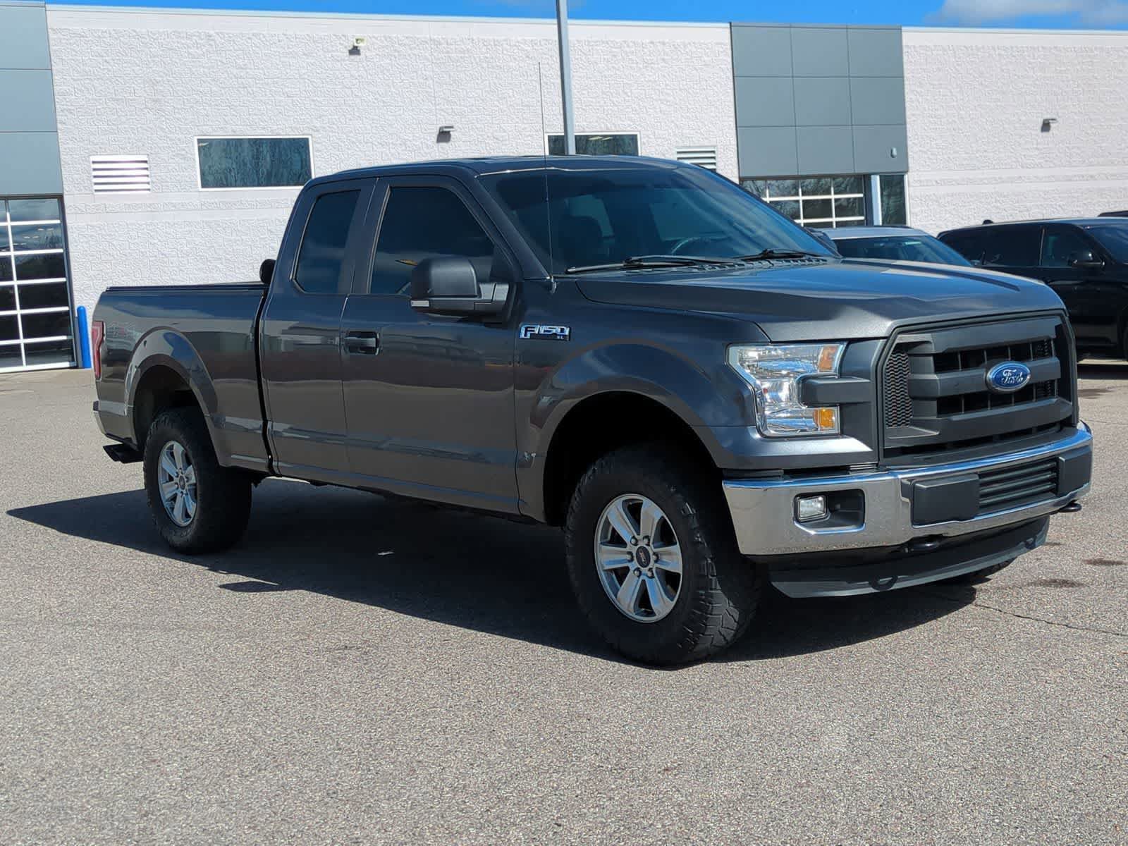 Used 2015 Ford F150 XL w/ Equipment Group 101A Mid AWD/4WD image 2
