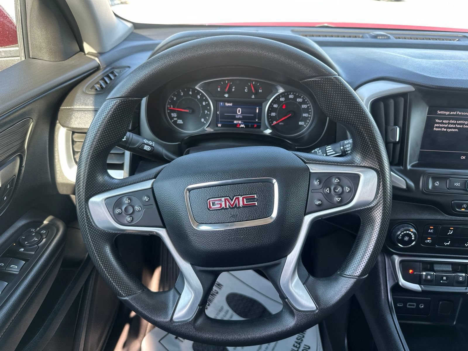 Used 2024 GMC Terrain SLE AWD/4WD image 11