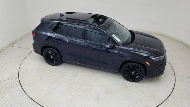 Used 2025 Volkswagen Tiguan SE R-Line image 73