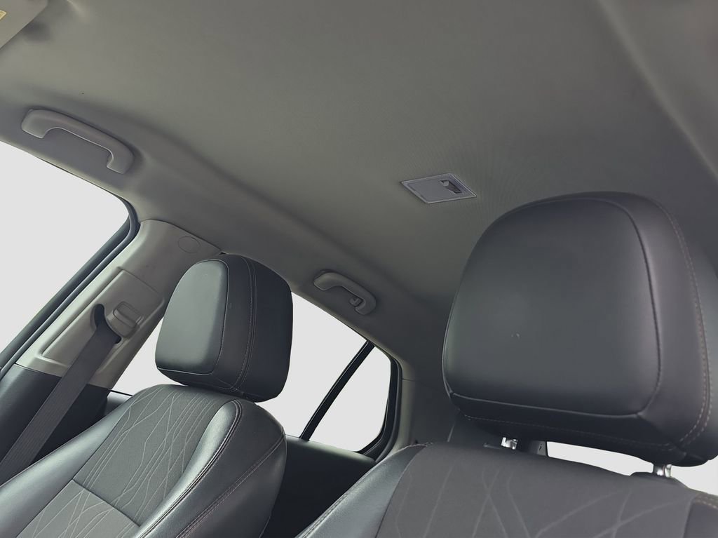 Used 2019 Chevrolet Trax LT w/ LT Convenience Package AWD/4WD image 8