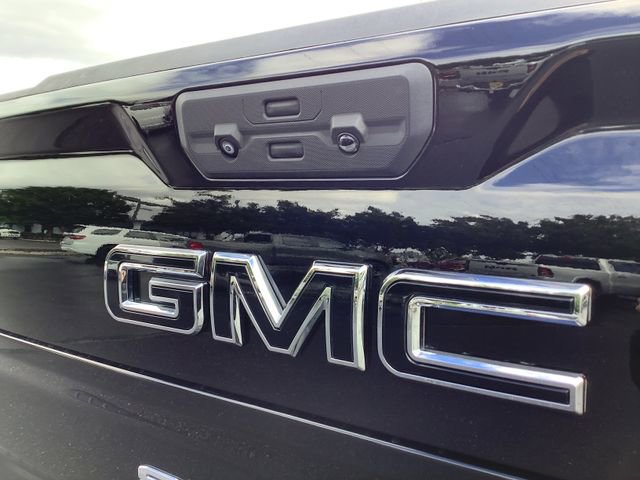 Used 2022 GMC Sierra 1500 Elevation w/ LPO, Elevation Black Package AWD/4WD image 29