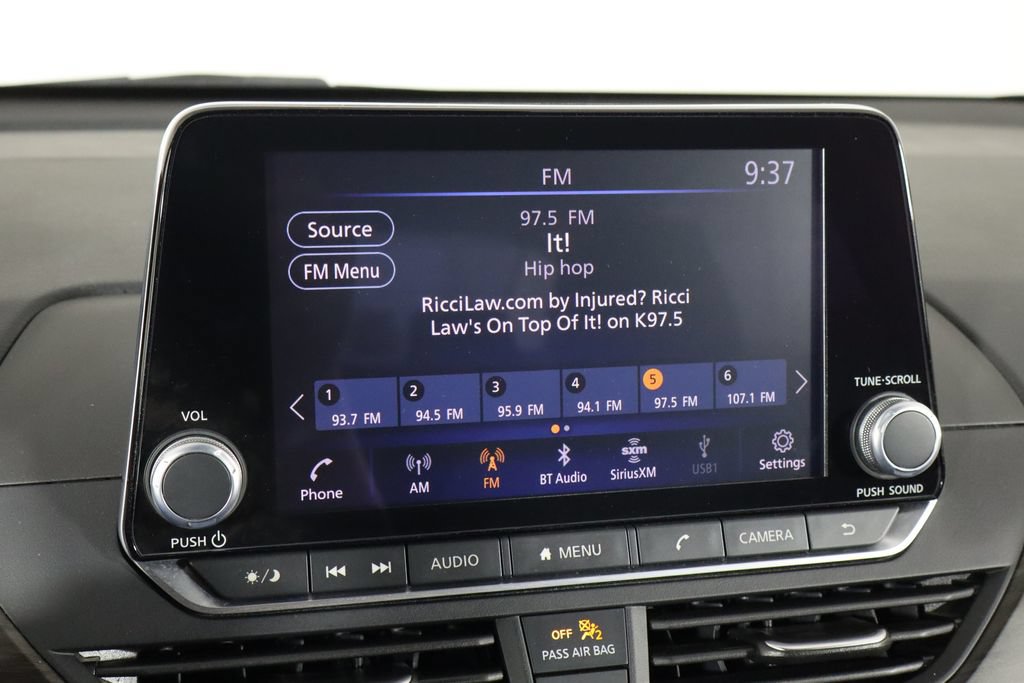 Used 2025 Nissan Altima 2.5 SV FWD image 28