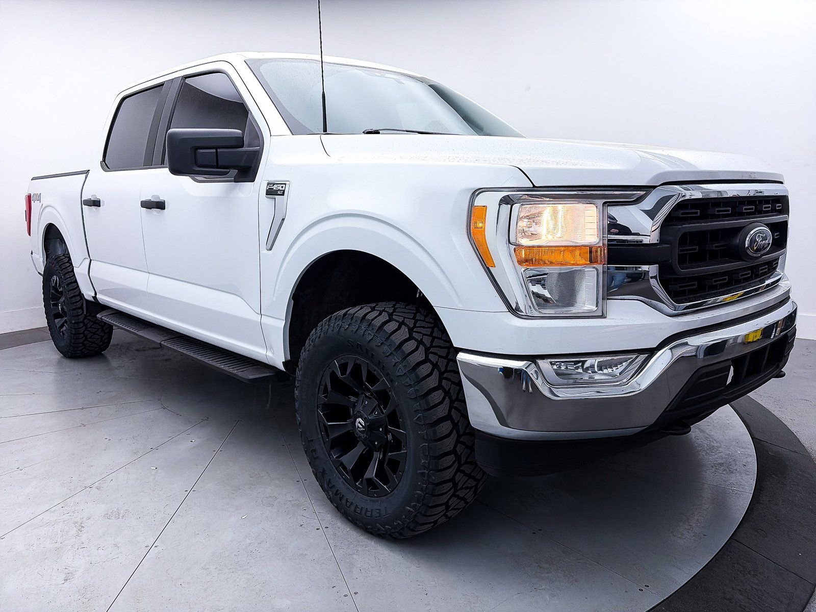 Used 2022 Ford F150 XLT w/ Trailer Tow Package