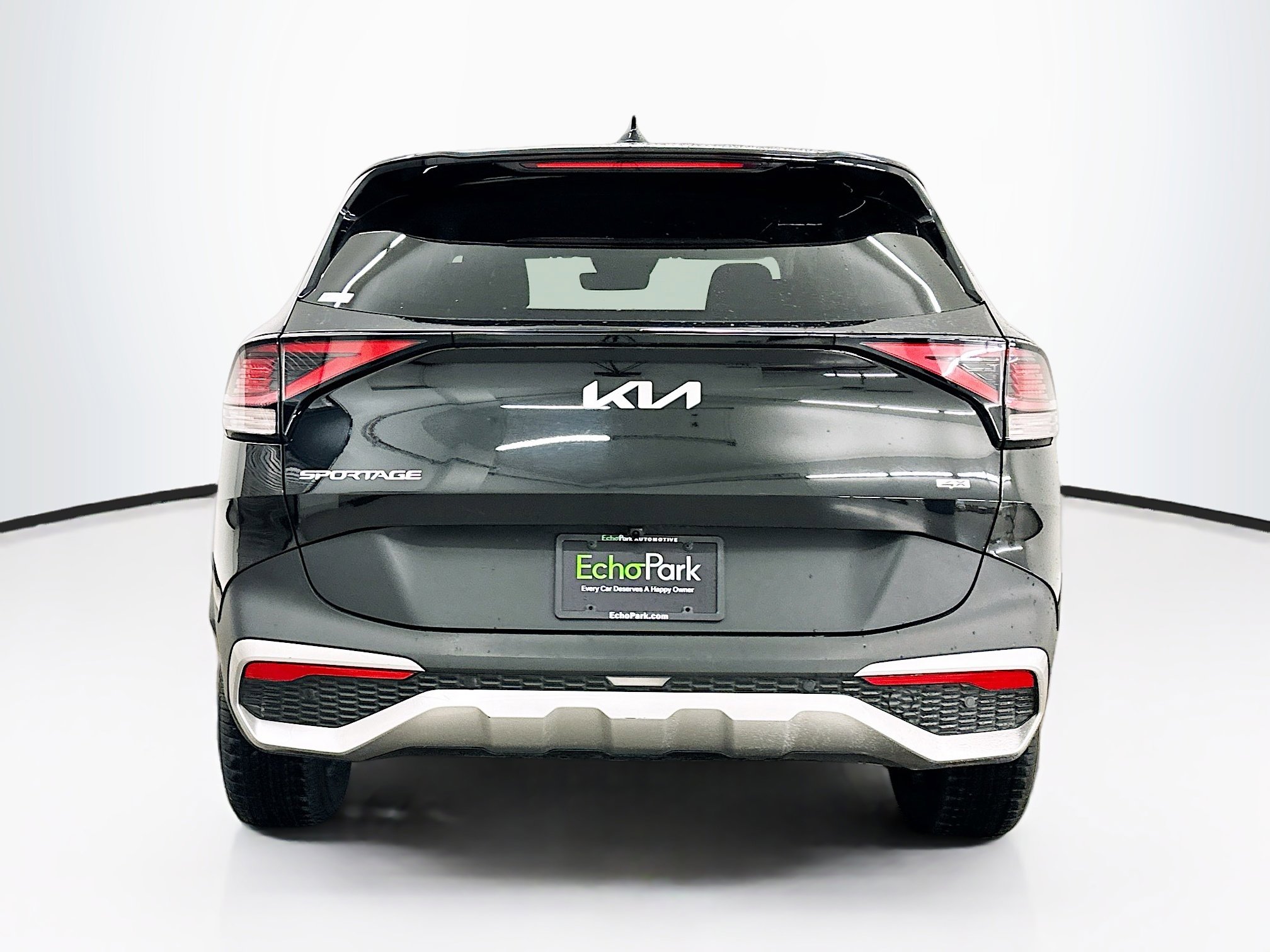 Used 2024 Kia Sportage LX image 7