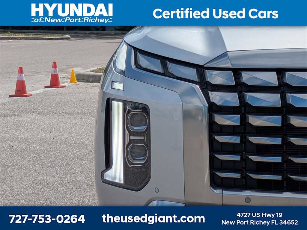 Used 2024 Hyundai Palisade Calligraphy image 9