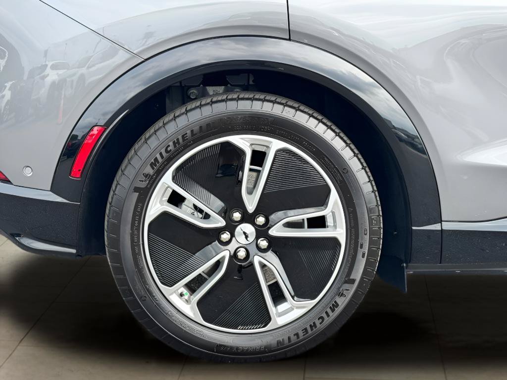 Used 2023 Ford Mustang Mach-E Premium RWD image 45