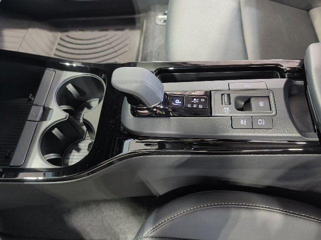 New 2027 Toyota Prius XLE AWD/4WD image 16