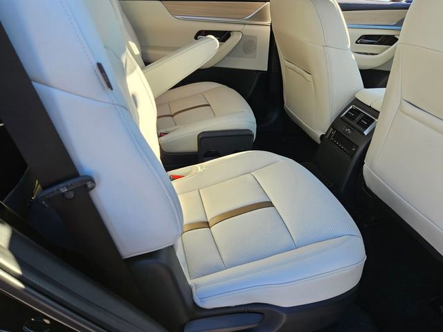 New 2025 MAZDA CX-90 Plug-In Hybrid w/ Premium Plus image 27