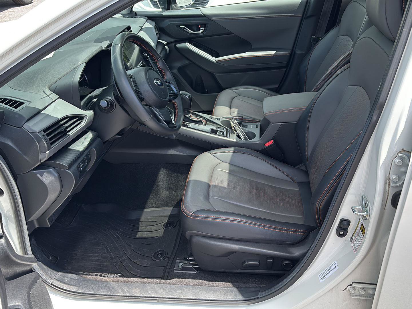 Used 2024 Subaru Crosstrek 2.5i Limited AWD/4WD image 16
