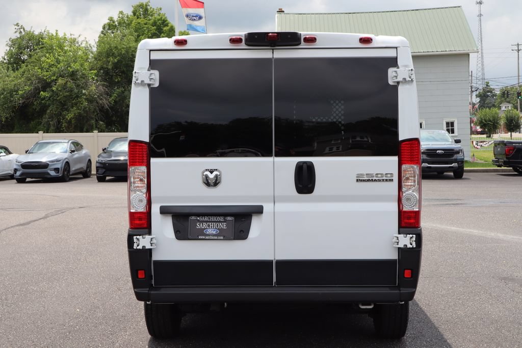 Used 2025 RAM ProMaster 2500 w/ U-Haul Equipment Group FWD image 16