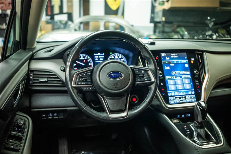 Used 2024 Subaru Outback Premium AWD/4WD image 16