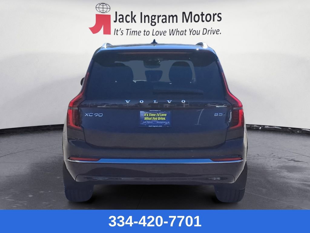 New 2026 Volvo XC90 B5 Plus image 4