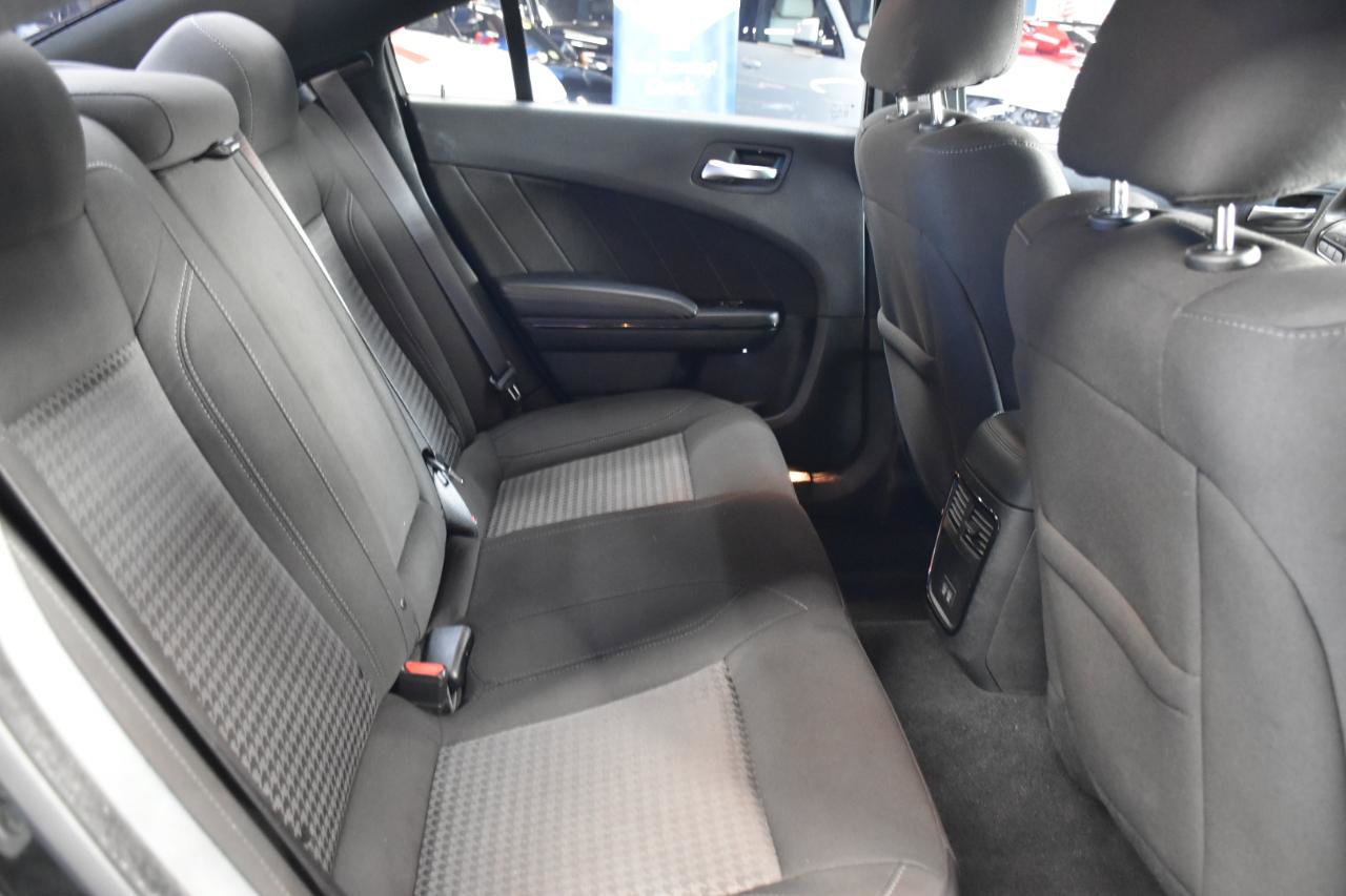 Used 2022 Dodge Charger SXT w/ Driver Convenience Group AWD/4WD image 28