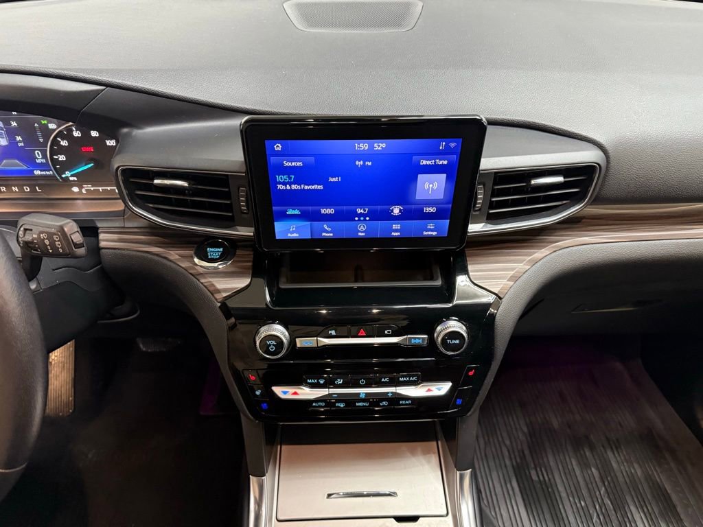 Used 2022 Ford Explorer Limited w/ Equipment Group 301A image 4