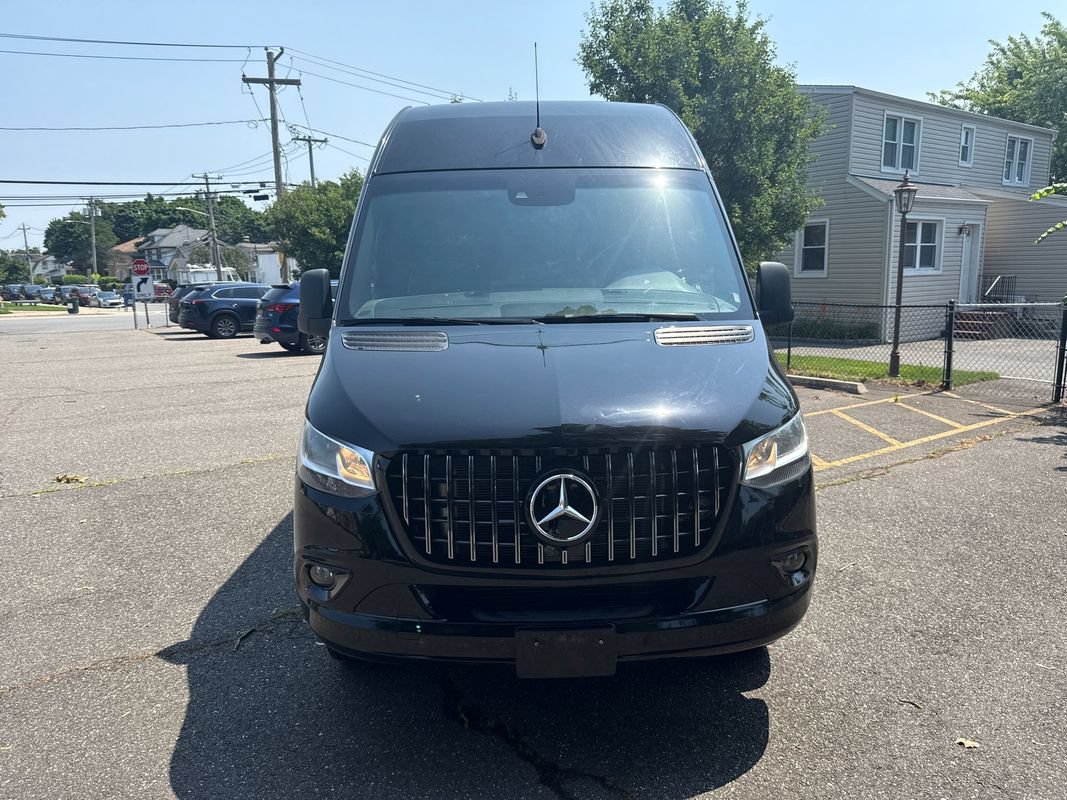 Used 2021 Mercedes-Benz Sprinter 3500 image 10