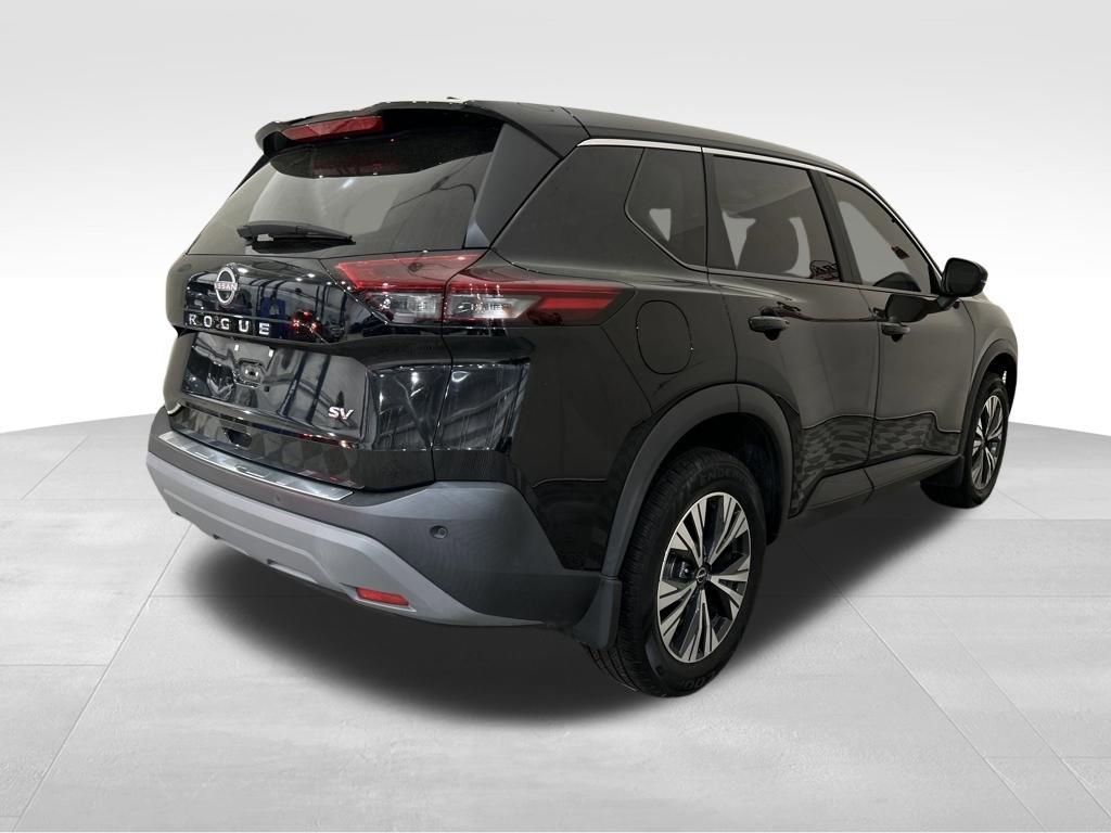 Used 2023 Nissan Rogue SV image 5