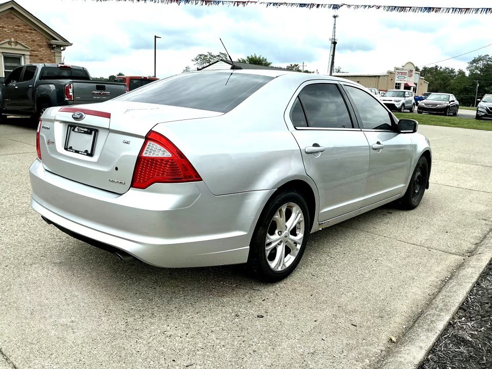 Used 2012 Ford Fusion SE FWD image 5