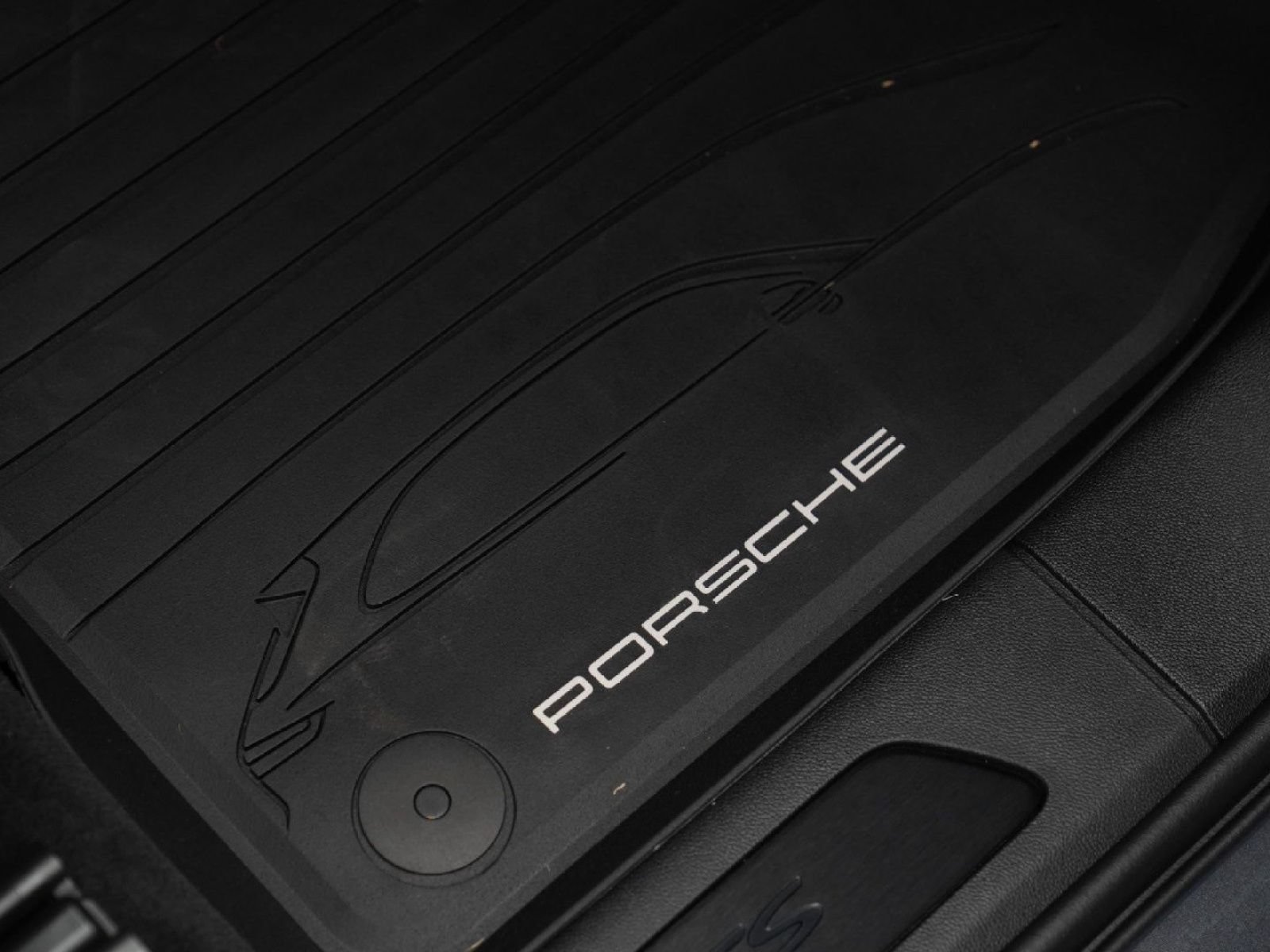 Used 2026 Porsche Cayenne GTS AWD/4WD image 44