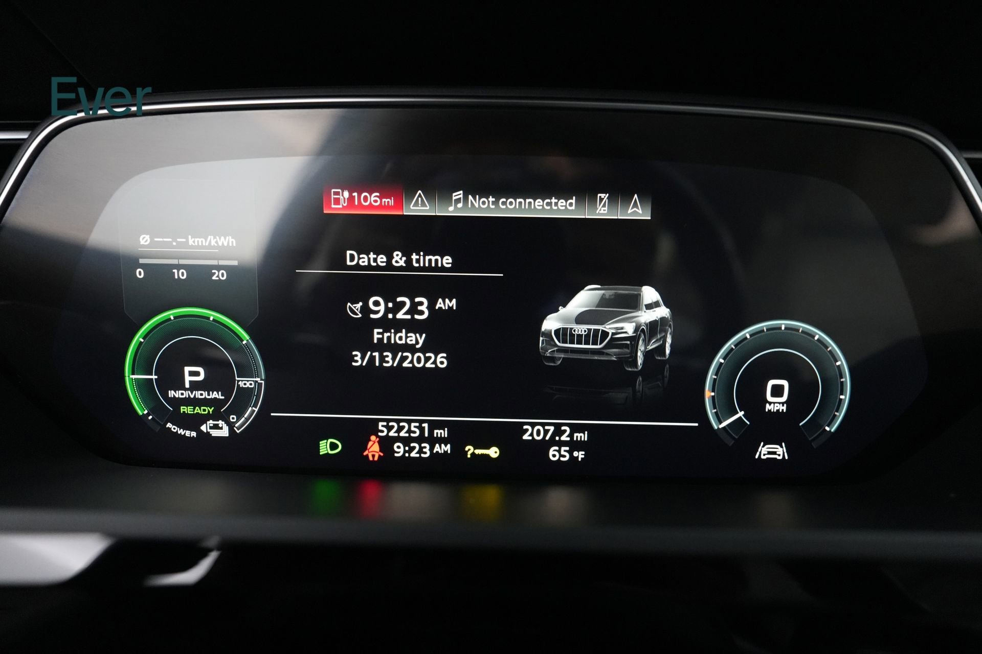 Used 2019 Audi e-tron Premium Plus image 7