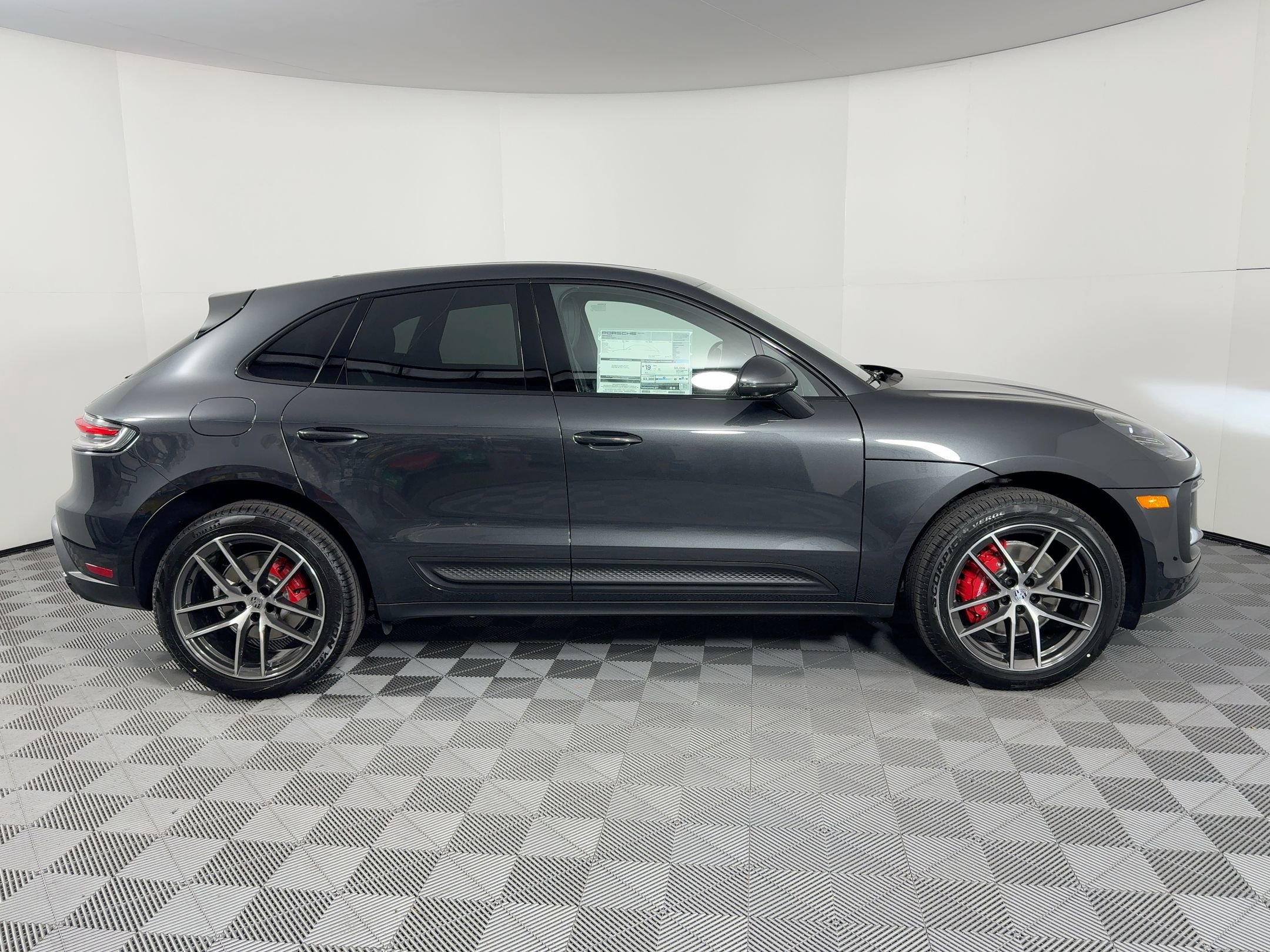 Used 2026 Porsche Macan S image 8