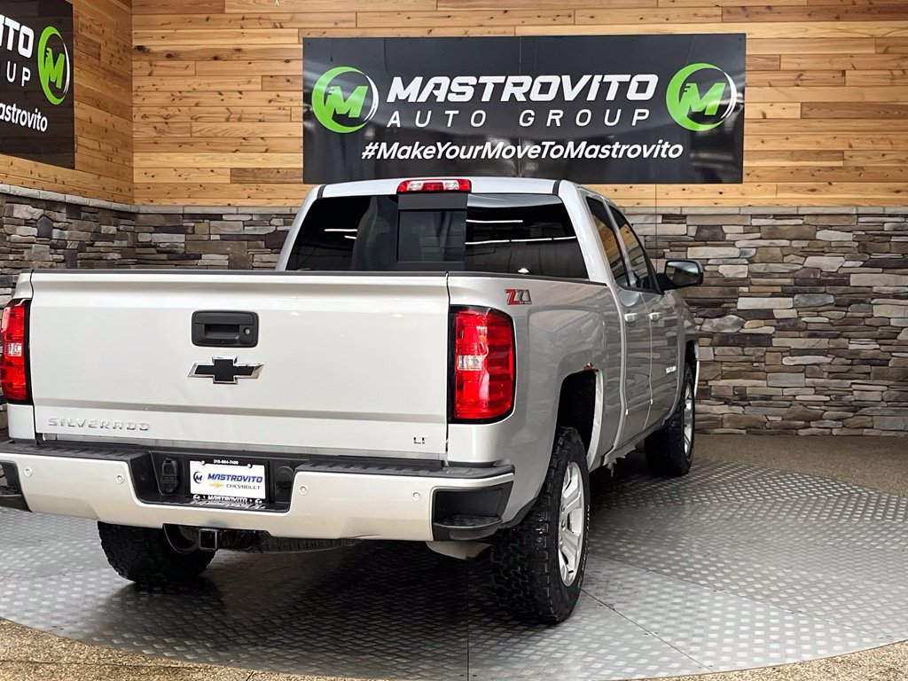 Used 2018 Chevrolet Silverado 1500 LT w/ All Star Edition AWD/4WD image 22