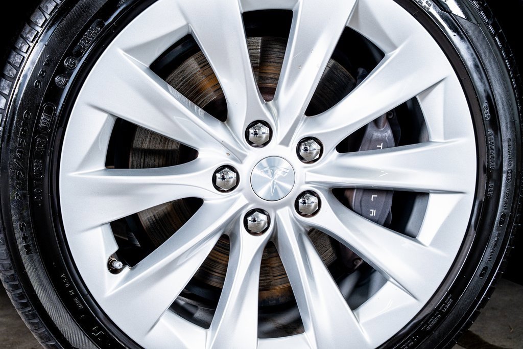 Used 2019 Tesla Model S AWD image 10