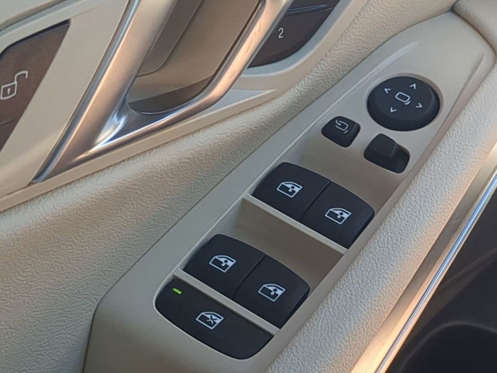 New 2026 BMW 330i Sedan w/ Convenience Package image 23