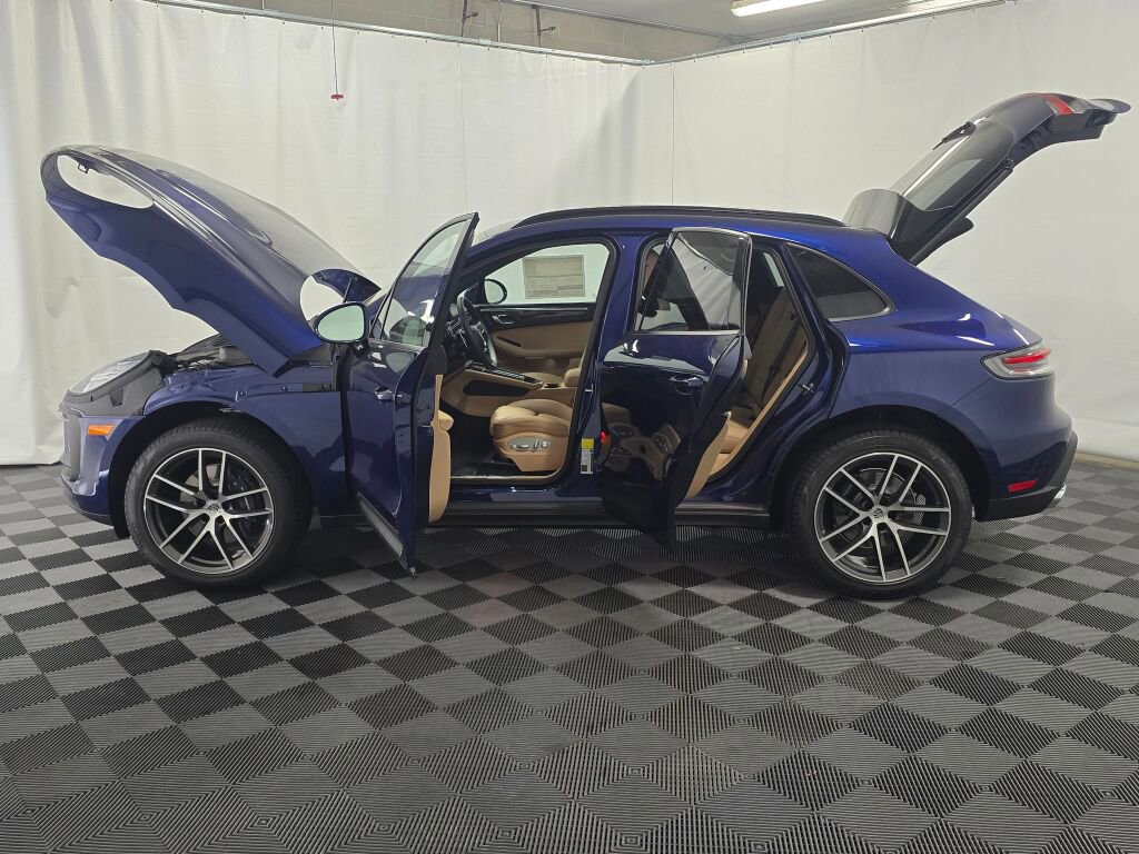 New 2026 Porsche Macan AWD/4WD image 13