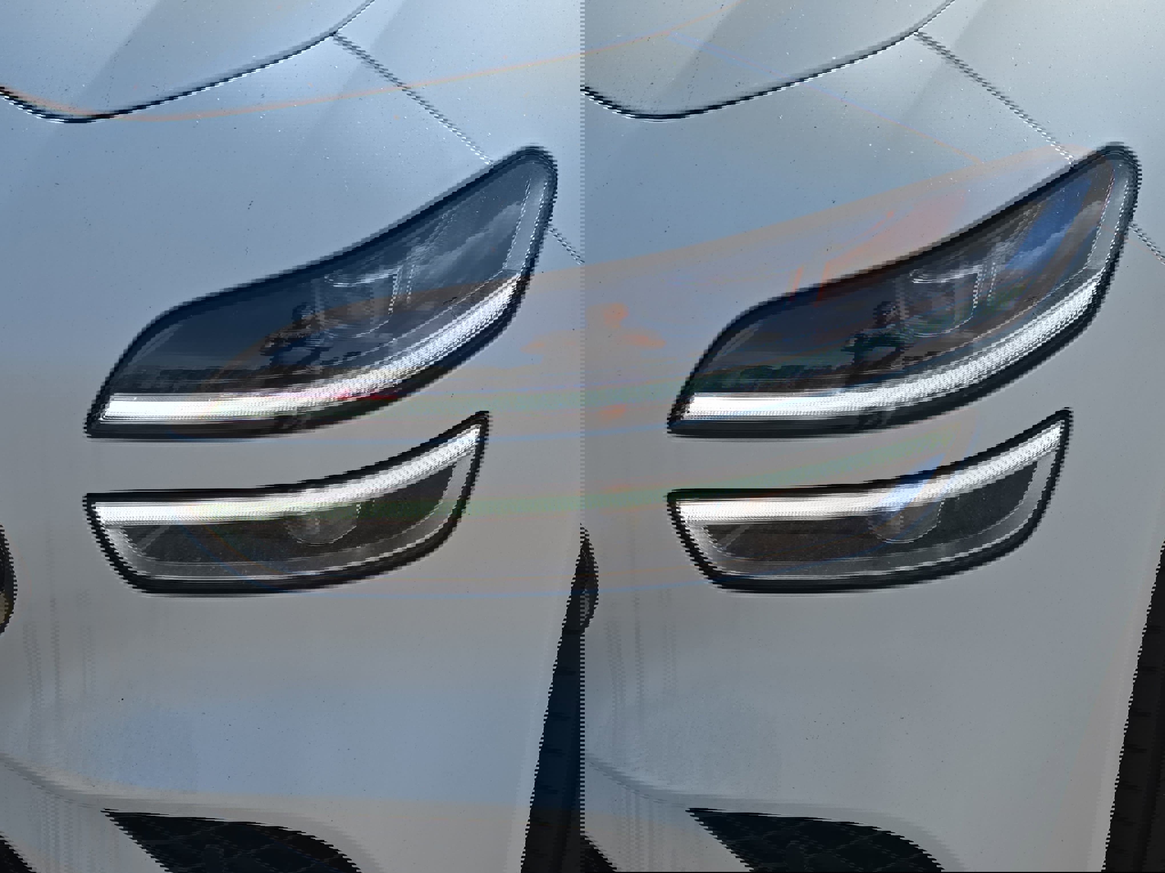 Used 2023 Genesis G70 2.0T w/ Sport Prestige Package image 31