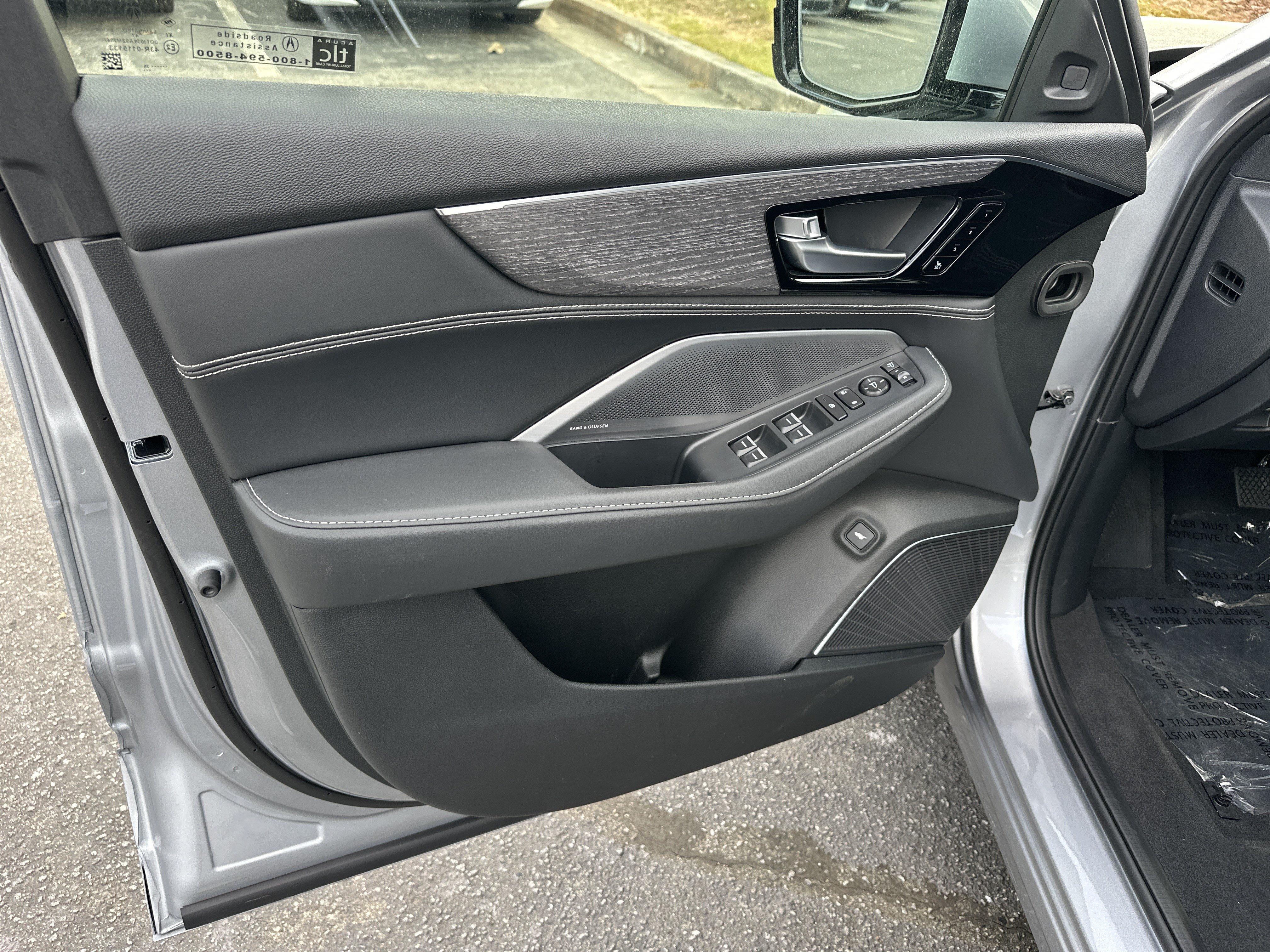 New 2026 Acura MDX w/ Advance Package AWD/4WD image 10