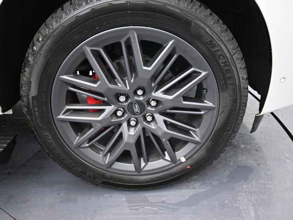 New 2025 Ford Expedition Max Platinum w/ Stealth Performance Package image 35