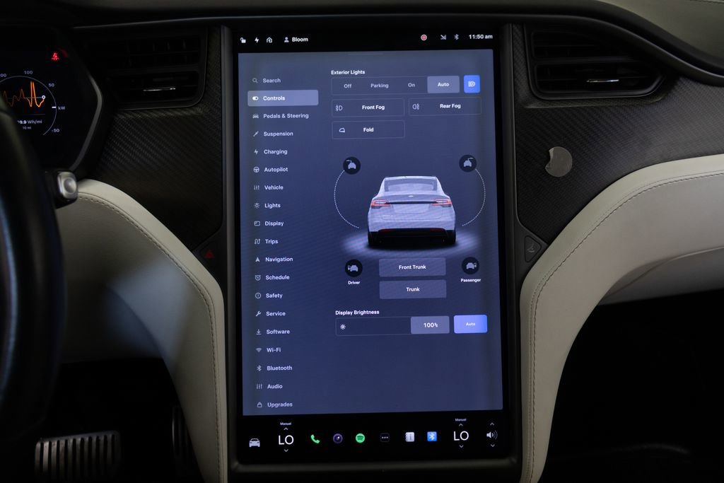 Used 2018 Tesla Model X 75D AWD/4WD image 33