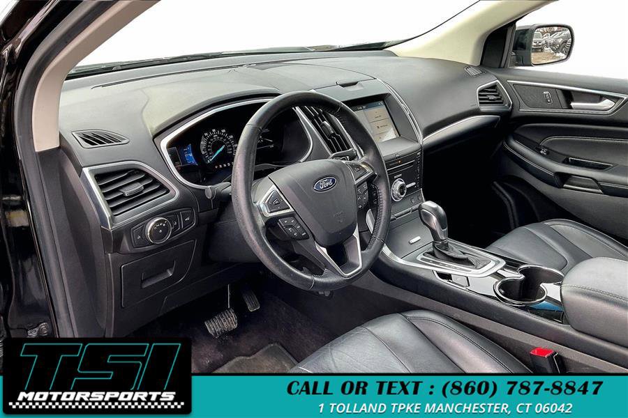 Used 2017 Ford Edge Titanium w/ Equipment Group 301A image 13