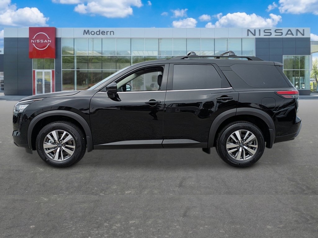 New 2026 Nissan Pathfinder SL FWD image 2