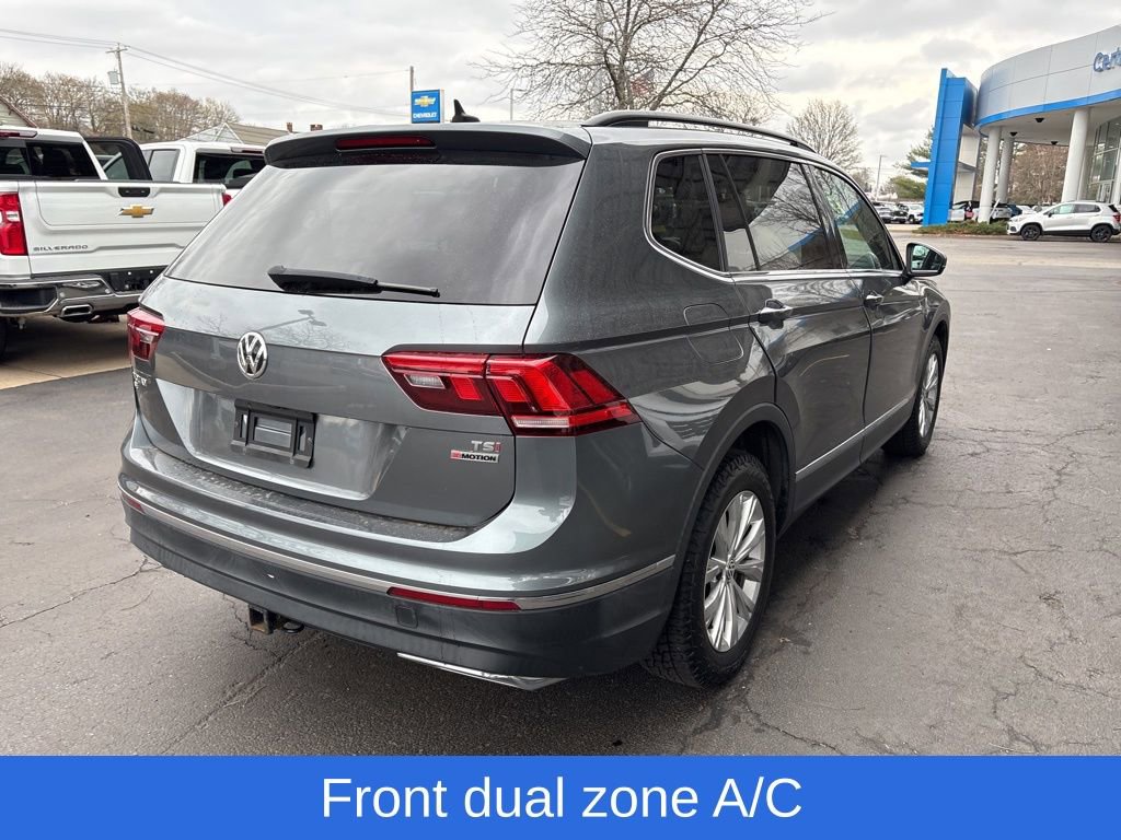 Used 2018 Volkswagen Tiguan SE w/ Panoramic Sunroof Package image 4