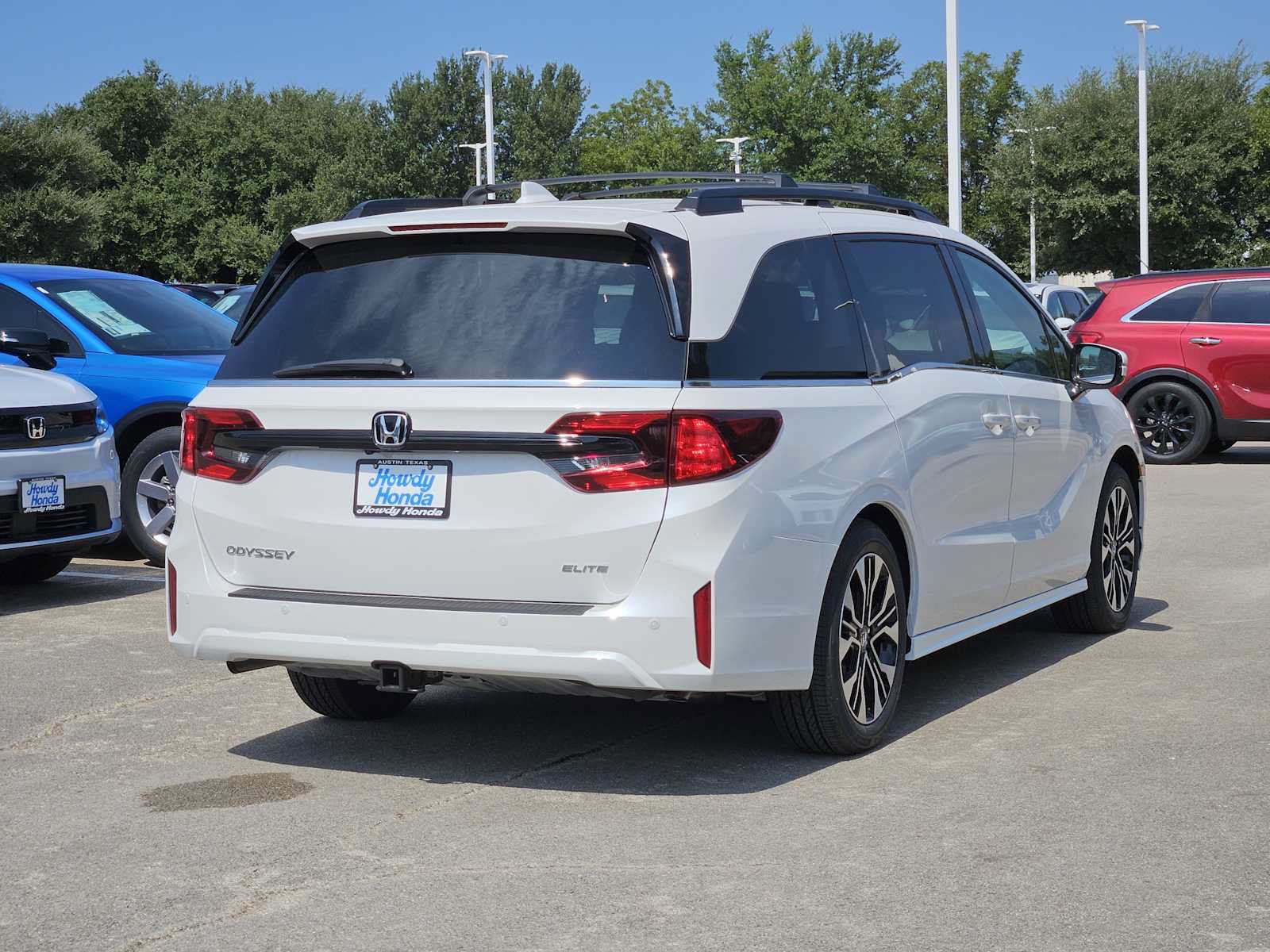 New 2026 Honda Odyssey Elite image 4