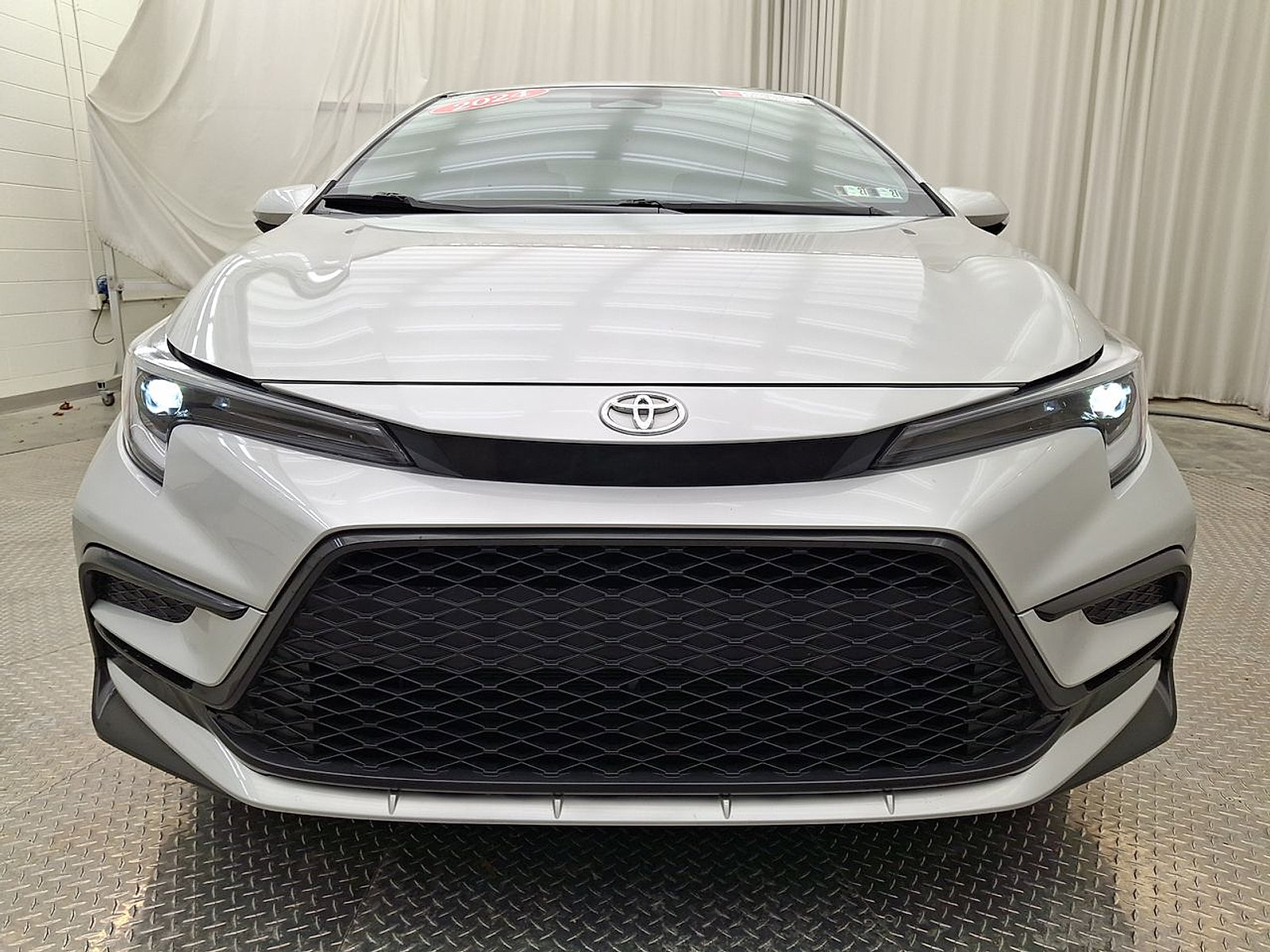 Certified 2024 Toyota Corolla SE FWD image 32