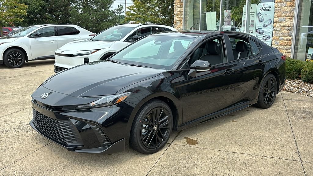 New 2026 Toyota Camry SE FWD image 2